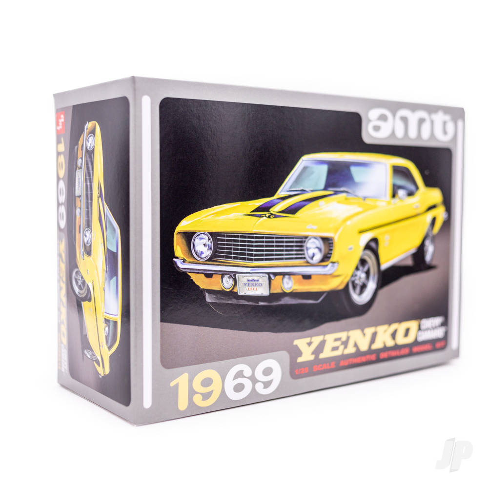 AMT 1093 1969 Chevy Camaro (Yenko) 1:25 Model Kit