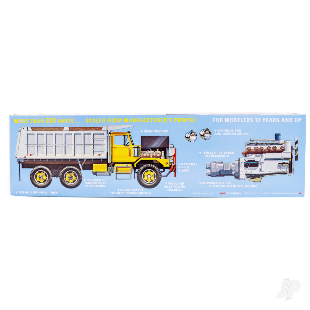 AMT 1150 Autocar Dump Truck 1:25 Model Kit