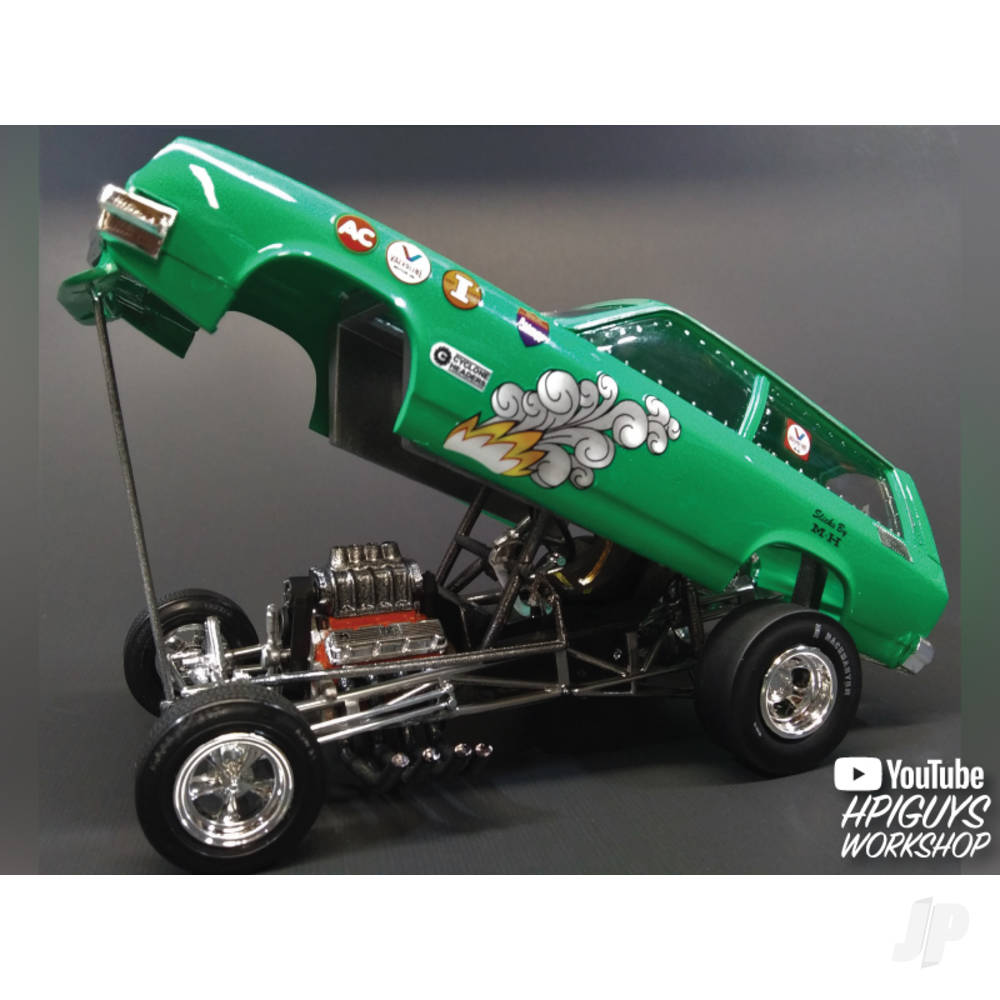 AMT 1156 1976 Chevy Vega Funny Car 1:25 Plastic Model Kit