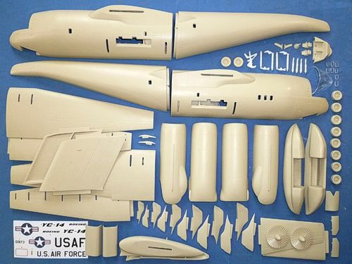 Anigrand Craftswork ANIG2100 1:72 Boeing YC-14 Advanced medium STOL transport