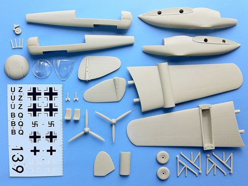 Anigrand Craftswork ANIG2115 1:72 Arado Ar E.500 Twin-boom attacker project