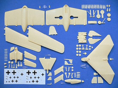 Anigrand 4008 Messerschmitt Me P.08-01 Flying-wing Bomber 1:144