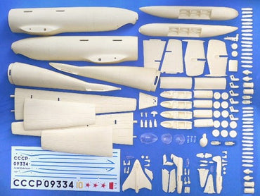 Anigrand 4022 Yak-17/Ch-26/La-15 + Antonov An-22 Antei 1:144