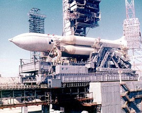 Anigrand Craftswork ANIG5001 1:144 NPO Energia Rocket