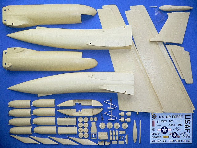 Anigrand 2082 Lockheed C-141B Starlifter McChord AFB 1:72