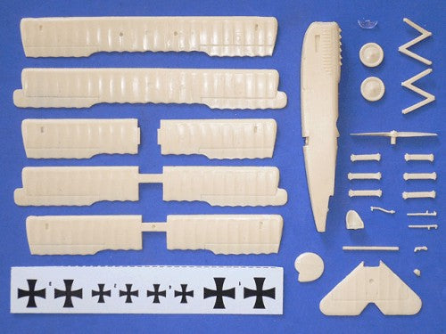 Anigrand Craftswork ANIG2091 1:72 Fokker V-8 German 5-wing experimental fighter