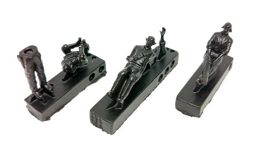 Attack Kits AT-RE72504 1:72 Italian AFV crew Africa