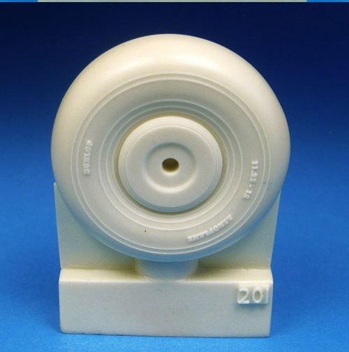 Barracuda Studios BCR24201 1:24 Hawker Typhoon Mk.Ib main wheels