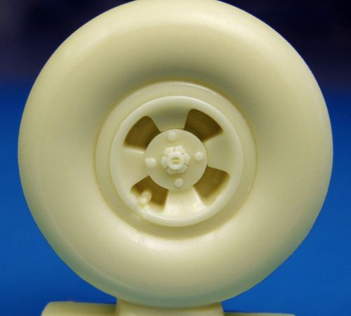 Barracuda Studios BCR32006 1:32 Supermarine Spitfire Mk.IXc 4-Slot main wheels