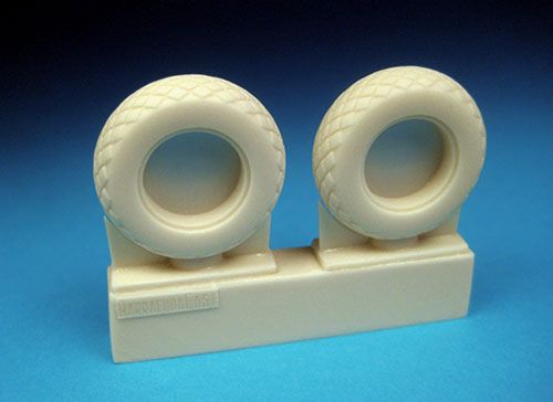 Barracuda BCR32029 P-51D Mustang Diamond Tread Tyres 1:32