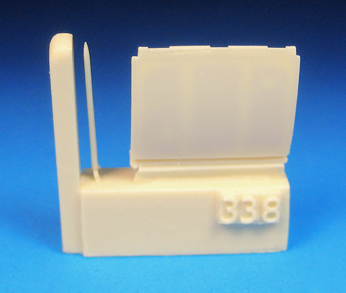 Barracuda BCR32338 Spitfire Mk.IXC Cockpit Door with Crowbar 1:32