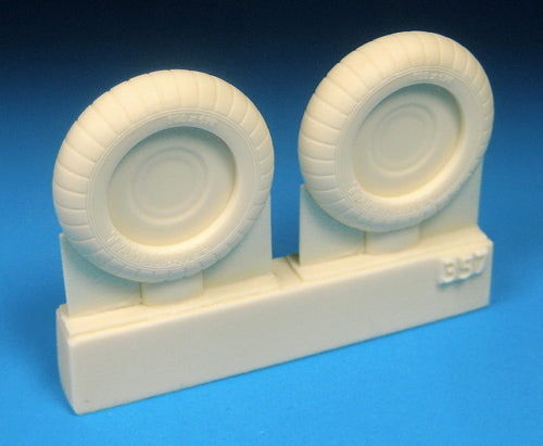 Barracuda BCR32357 Fw-190A-1 to A-6 Ribbed Tyres/Hubs 1:32