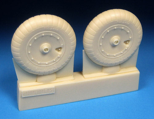 Barracuda BCR32358 Fw-190A-6 to A-9 Ribbed Tyres/Hubs 1:32