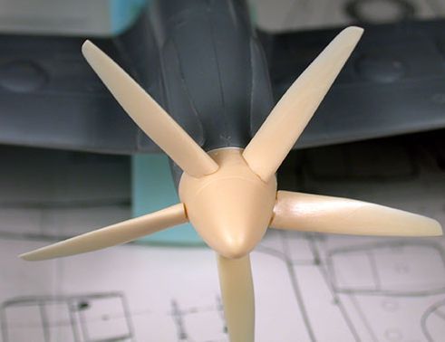 Barracuda Studios BCR48026 1:48 Griffon 5 Blade Prop