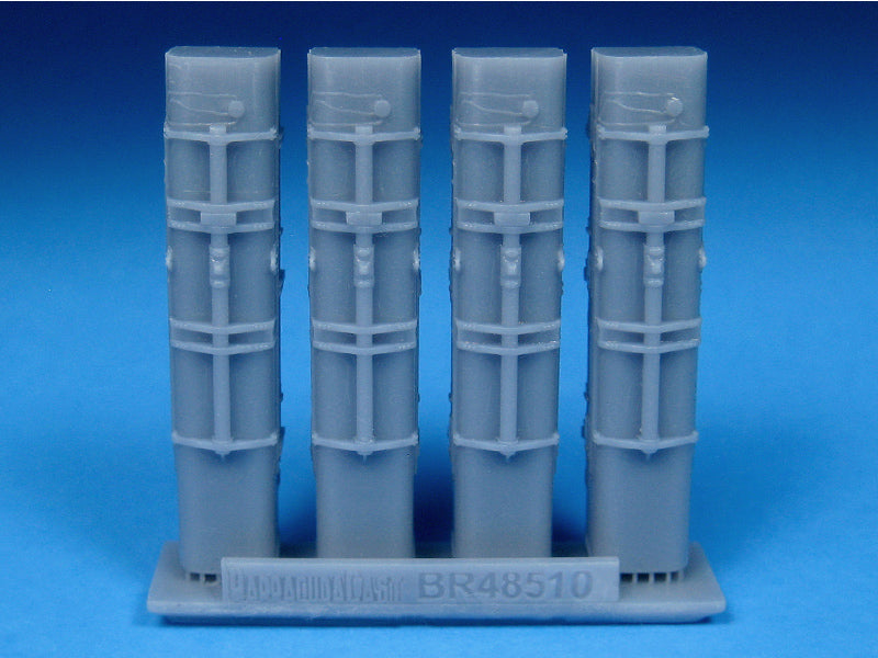 Barracuda Studios BCR48510 1:48 RAF Small Bomb Containers