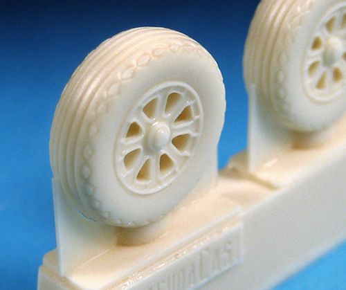 Barracuda Studios BCR72102 1:72 Vought Corsair, Grumman Hellcat Wheels