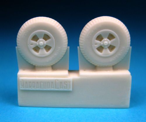 Barracuda Studios BCR72222 1:72 British 4-Slot 32" Wheels