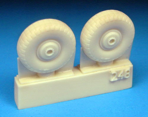 Barracuda Studios BCR72248 1:72 Bristol Beaufighter Mk.X Early Wheels