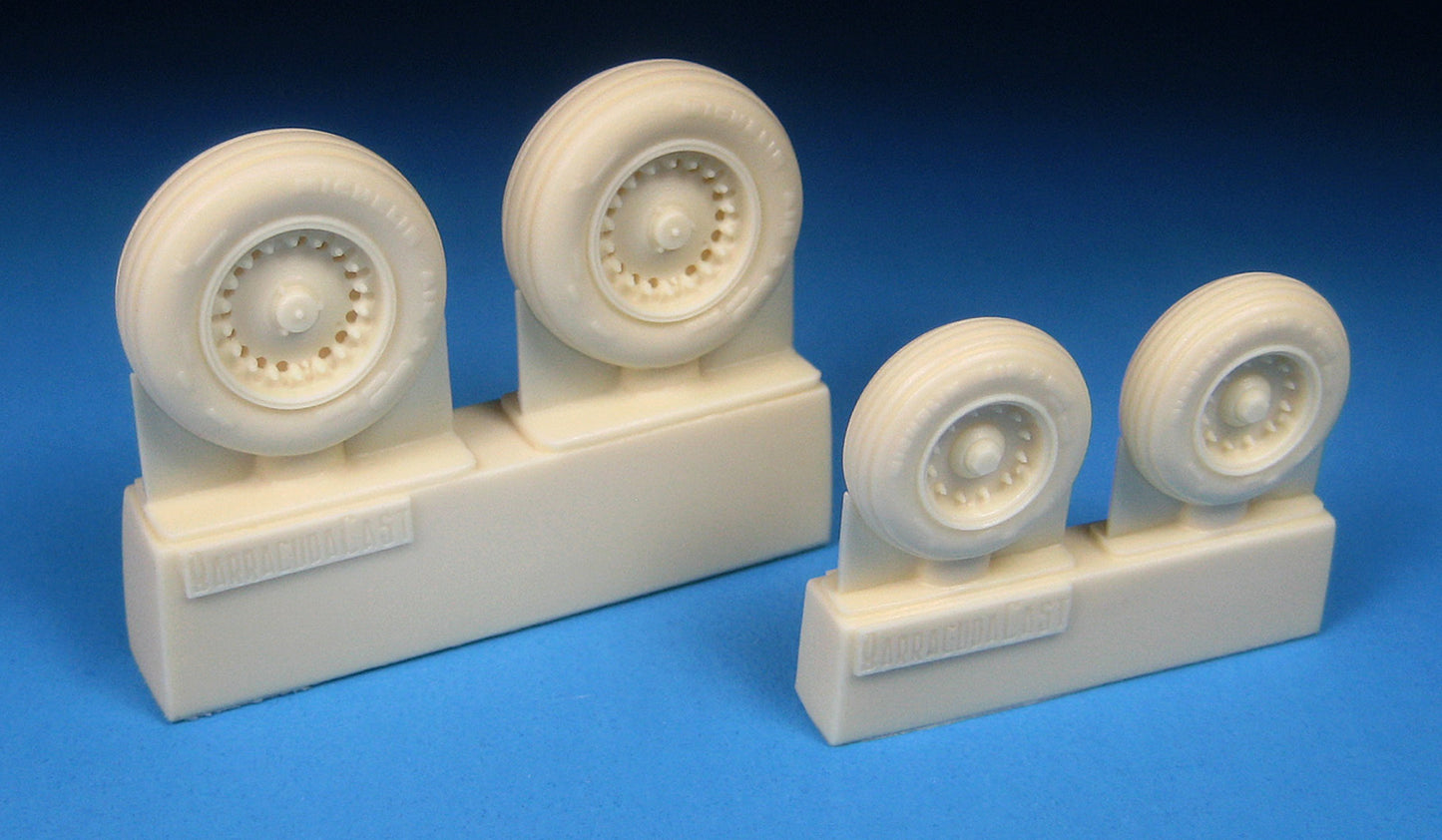 Barracuda BCR72299 1:72 Rockwell B-1B Lancer Main & Nose Wheel Set