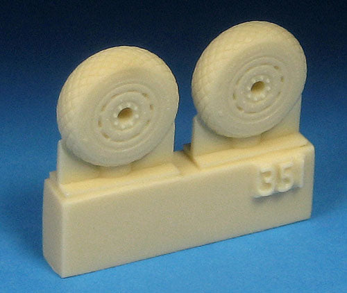 Barracuda Studios BCR72351 1:72 Hawker Hawker Sea Fury FB.11 FB.11 Mainwheels