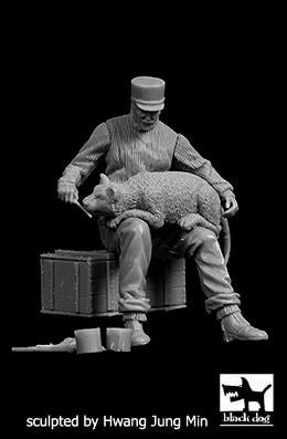 Blackdog BDF32084 1:32 WWI Escadrille Lafayete mechanic with lion cub