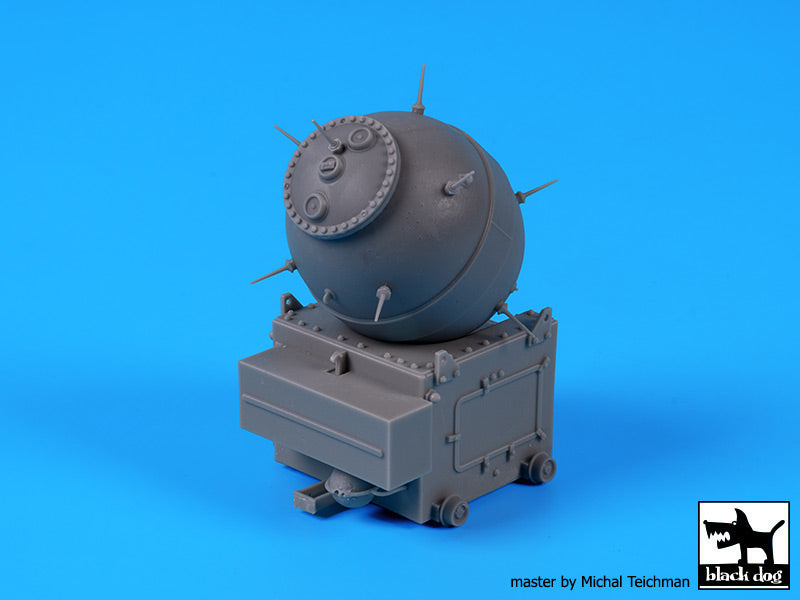 Blackdog BDN72002 1:72 British sea mine Mk XVII