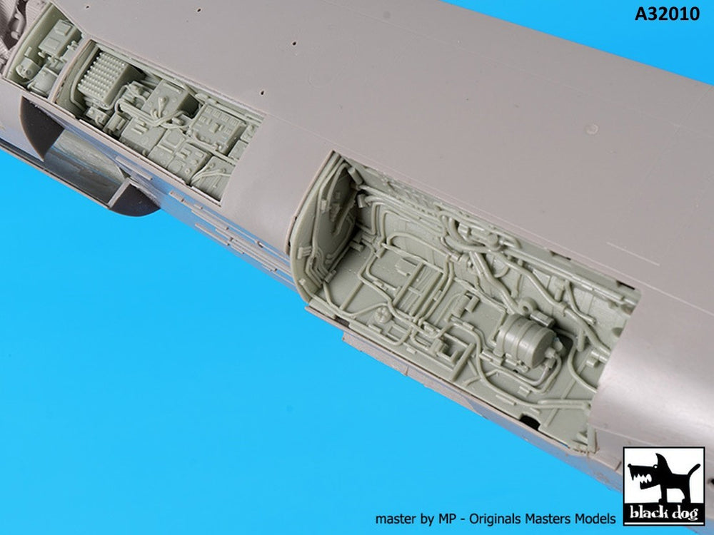 Blackdog BDOA32010 1:32 LTV A-7D/A-7E Corsair II radar + electronics+wheel bays