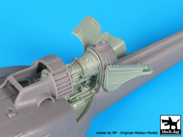 Blackdog BDOA48062 1:48 Bell UH-1C Huey Helicopter engine