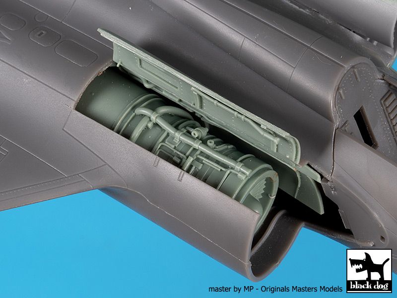 Blackdog BDOA48181 1:48 Blackburn Buccaneer right engine+radar