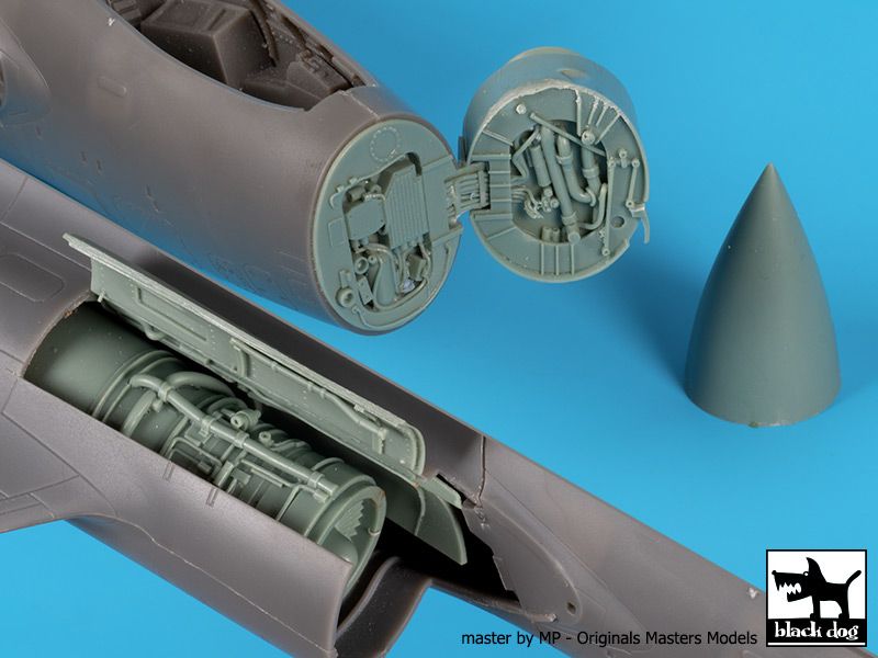 Blackdog BDOA48181 1:48 Blackburn Buccaneer right engine+radar