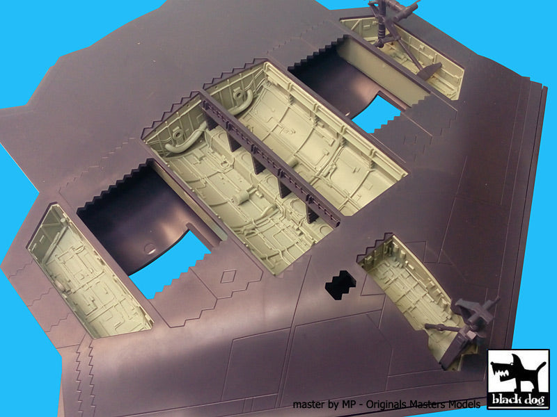 Blackdog BDOA72021 1:72 Northrop B-2A Spirit bomb bays and wheel wells