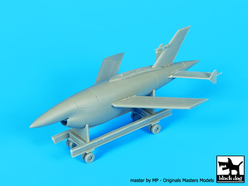 Blackdog BDOA72058 1:72 AQM-34 Firebee and trolley