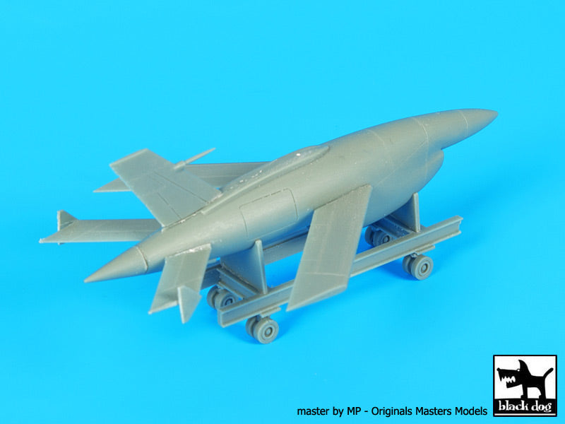 Blackdog BDOA72058 1:72 AQM-34 Firebee and trolley