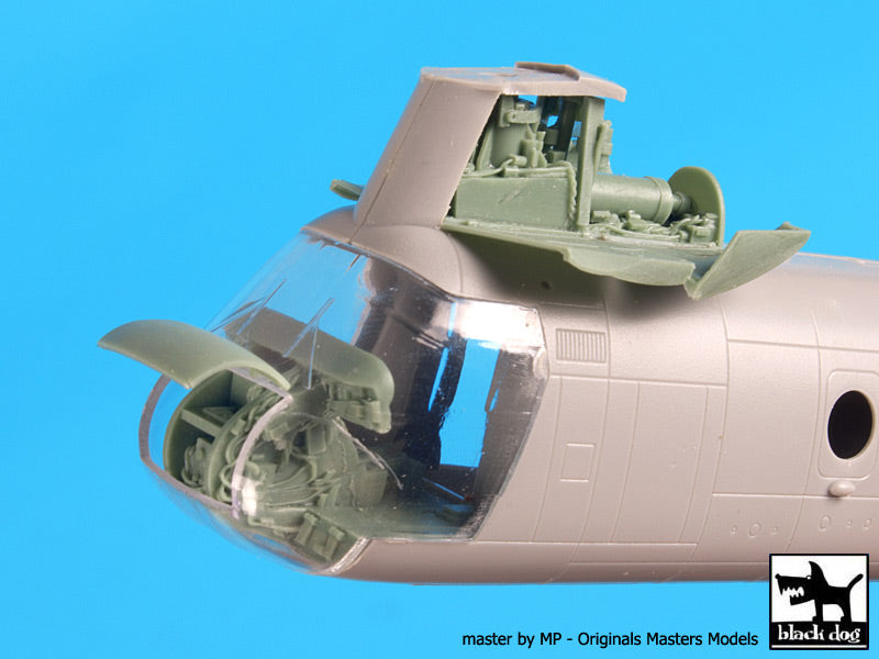 Blackdog BDOA72067 1:72 Boeing CH-46D Sea Knight Front engine + cockpit