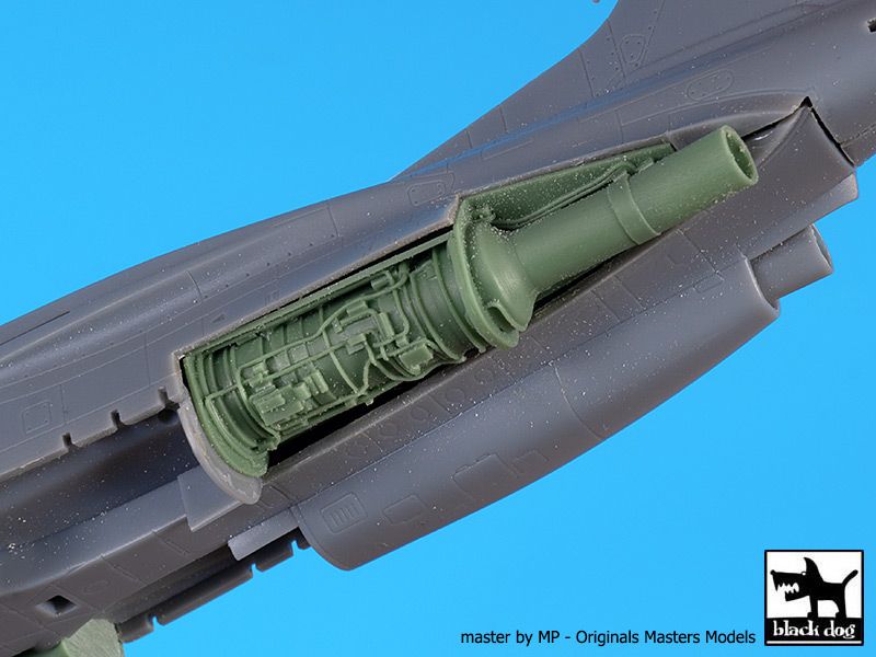Blackdog BDOA72104 1:72 J.A.S.D.F T-4 Trainer engine+electronic