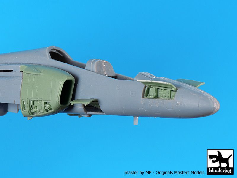 Blackdog BDOA72104 1:72 J.A.S.D.F T-4 Trainer engine+electronic