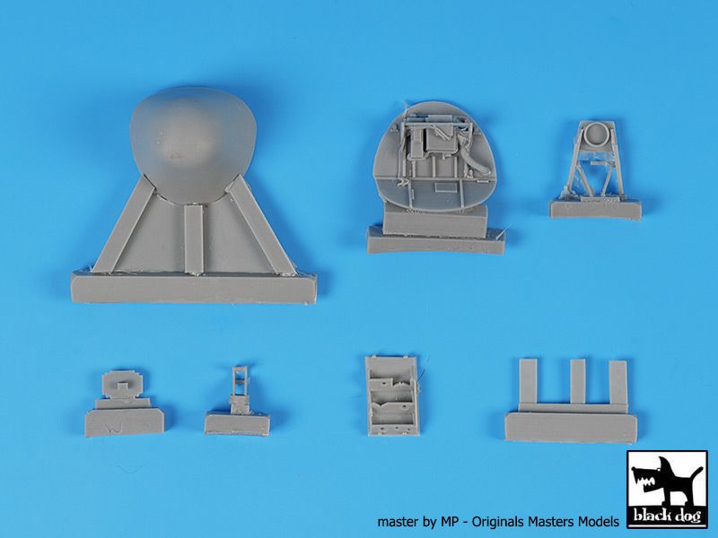 Blackdog BDOA72114 1:72 Lockheed C-130H Hercules radar+front door