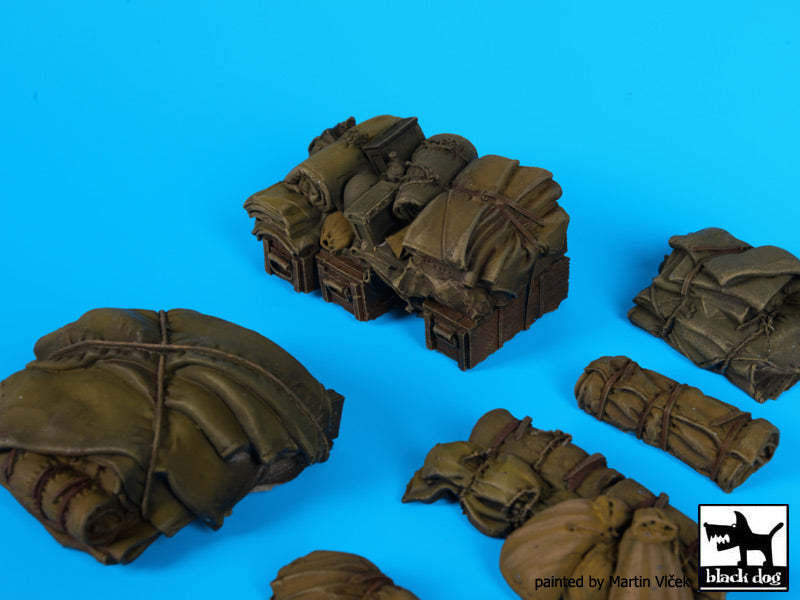 Blackdog BDT35143 1:35 Tentage+bedrolls N deg 3 accessories set