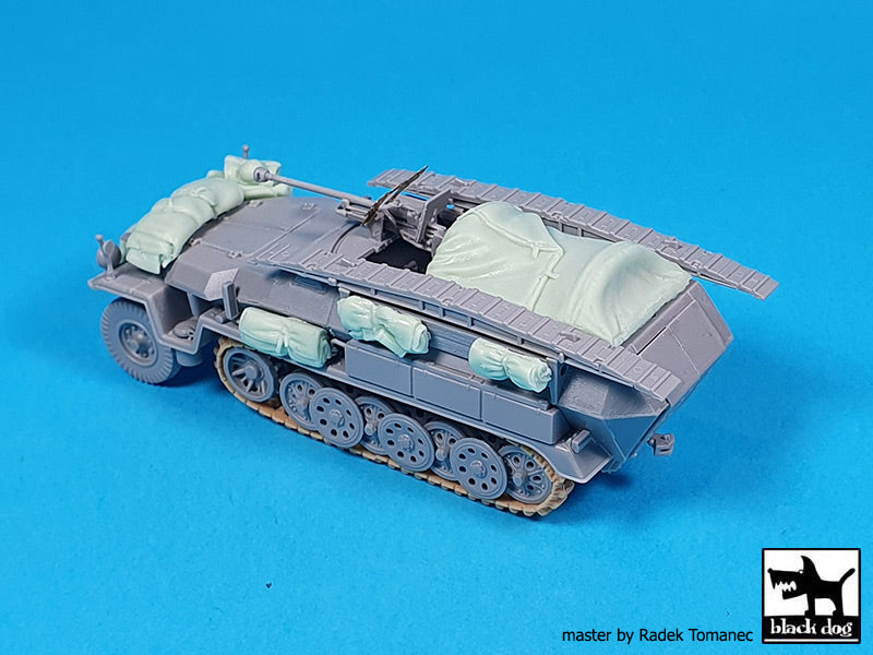Blackdog BDT72173 1:72 Sd.Kfz.251/7 Ausf.C accessories set