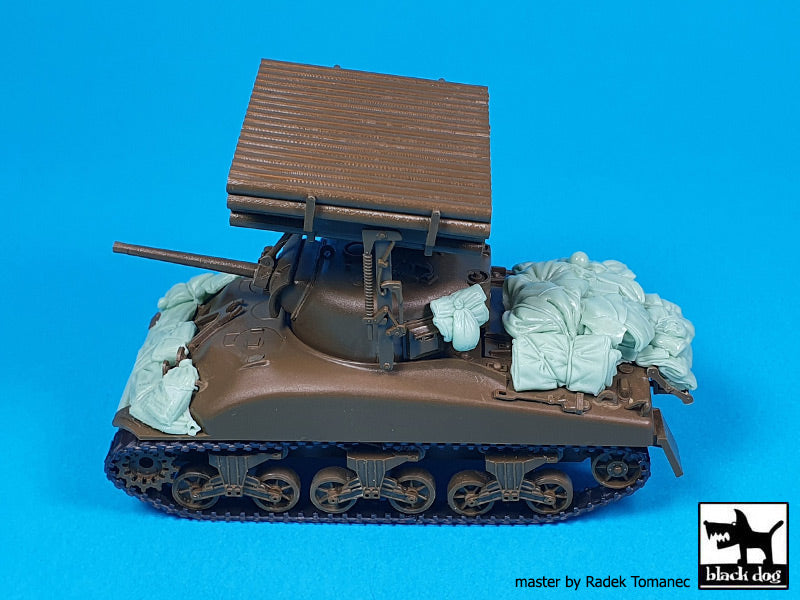 Blackdog BDT72185 1:72 M4A1 Sherman Calliope accessories set