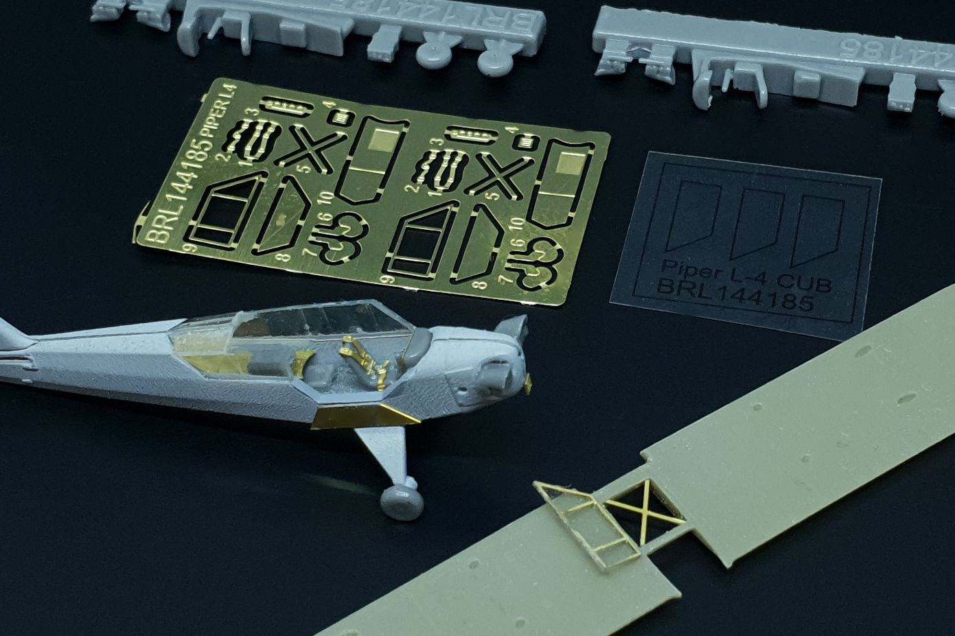 Brengun BRL144185 1:144 PIPER L-4 CUB / GRASSHOPPER