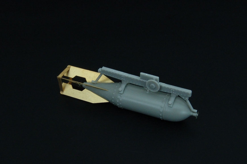 Brengun BRL32030 1:32 Japanese 250kg bomb with rack