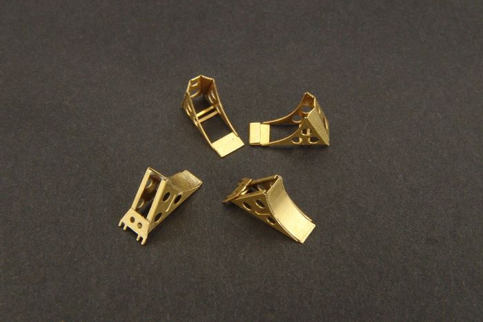Brengun BRL48034 1:48 modern Soviet wheel chocks x 4