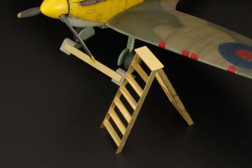 Brengun BRL48046 1:48 British wheel chock and ladder accessories RAF aircraft