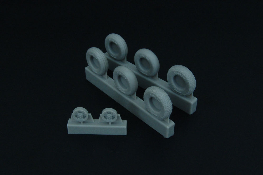Brengun BRL48097 1:48 Supermarine Spitfire 4 spoke wheels set