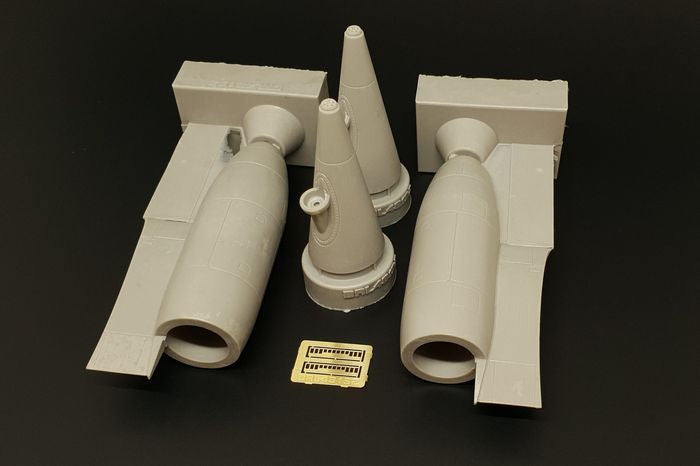 Brengun BRL48132 1:48 Lockheed KC-130J Hercules refueling pod 2 szt.