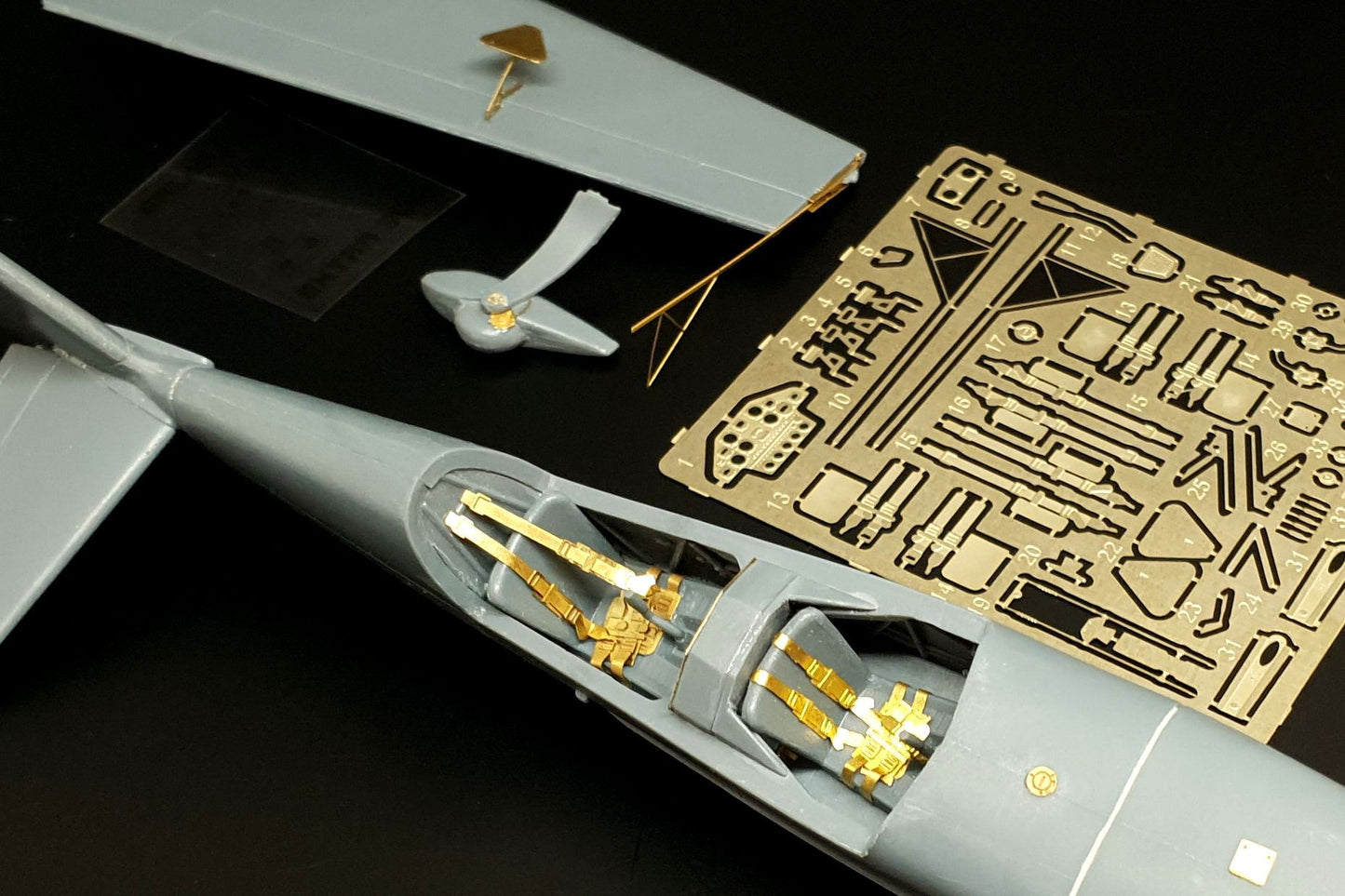 Brengun BRL48155 1:48 Extra EA-300L