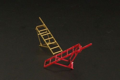 Brengun BRL72017 1:72 Hawker Hunter & BAe Harrier Step Ladders