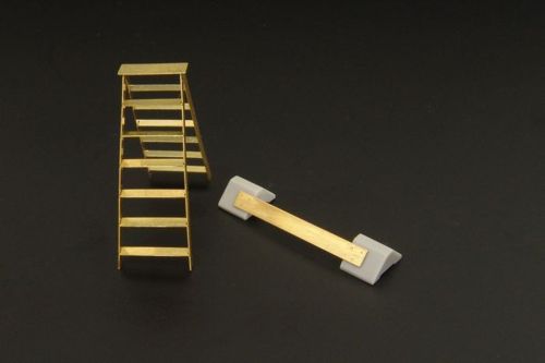 Brengun BRL72043 1:72 WWII British wheel chocks and step ladder accessories