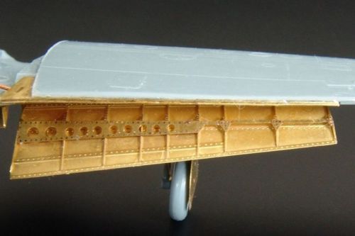 Brengun BRL72049 1:72 Bell P-39/P-400 Airacobra flaps